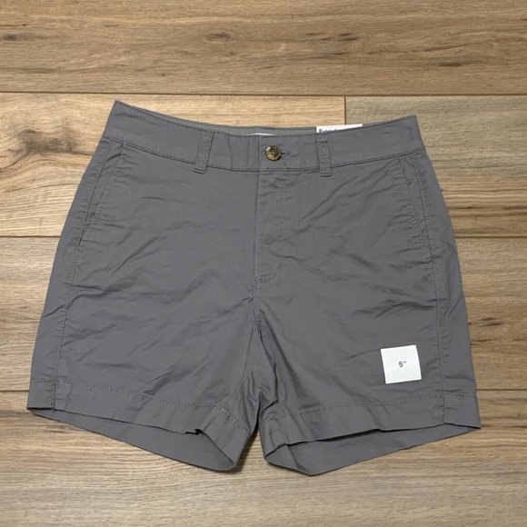 Old Navy Pants - Old Navy Women's Size 2 Gray High Rise Everyday Short 5" Inseam Side Pockets NWT